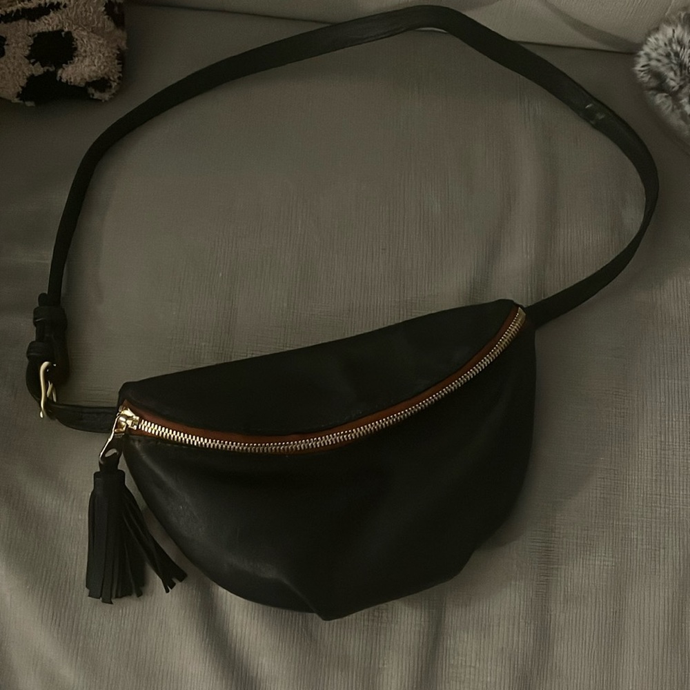 Parker Clay Soto black belt bag